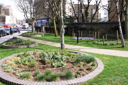 Bunning Way gardens