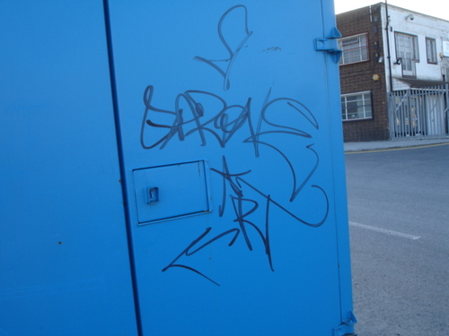 Graffiti_containers_randells